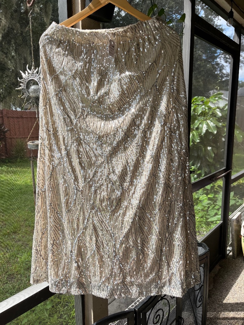 Love Notes Fashion Nova champagne-beige long midi skirt silver sequins sz Large